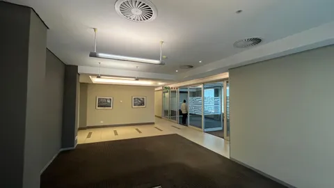 WhatsApp Image 2025-10-23 at 13.52.45 (2).